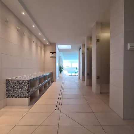 Terrassenhaus, 32 더넨